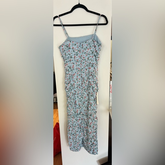 Bardot floral ruched midi dress - Picture 2 of 8